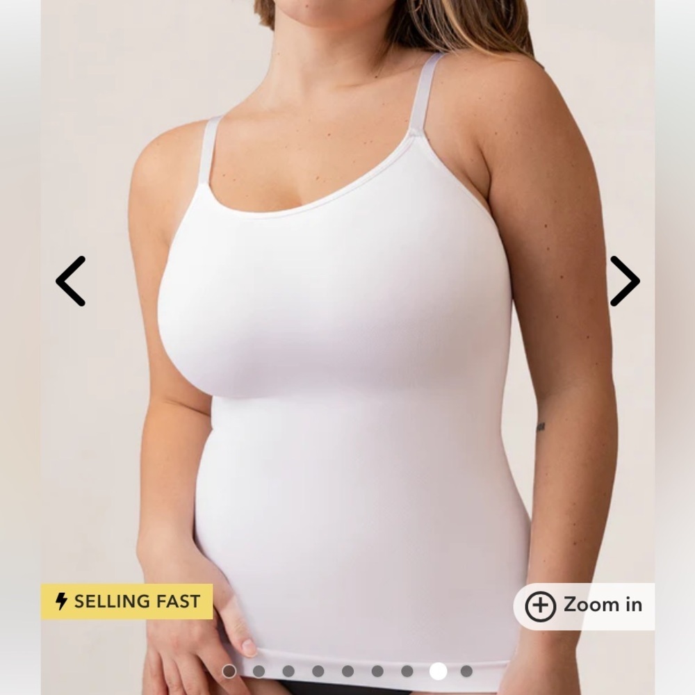 Shapermint Essentials All Day
Every Day Scoop Neck Cami white new